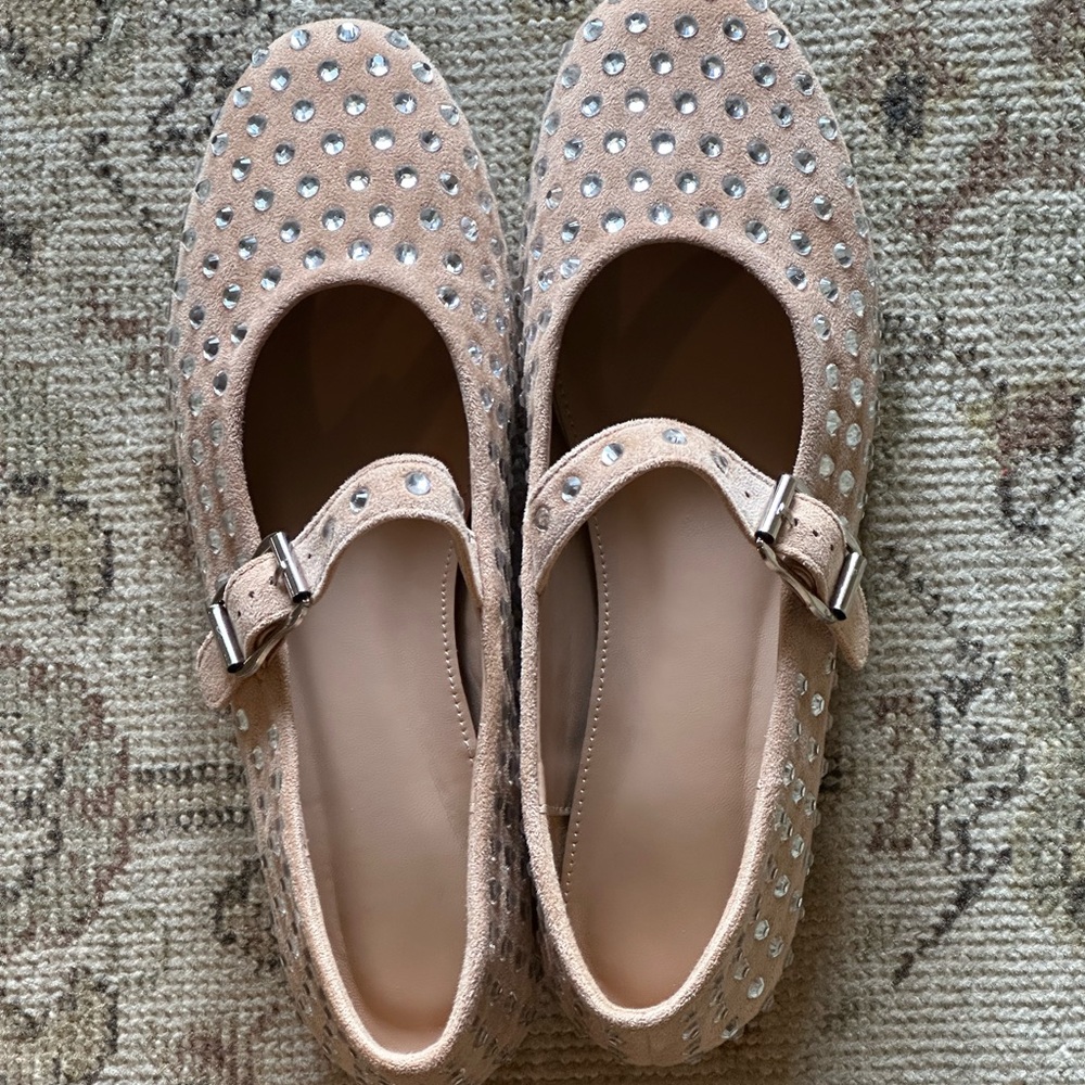 NWOT Suede with crystal Mary Janes size 9